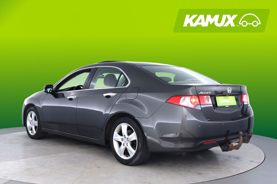 Honda Accord vaihtoauto