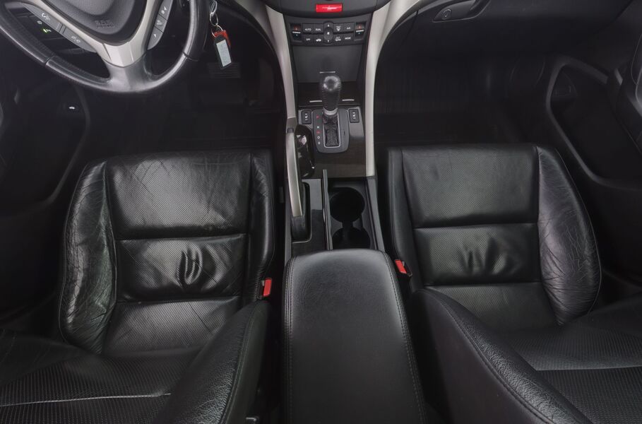 Honda Accord vaihtoauto
