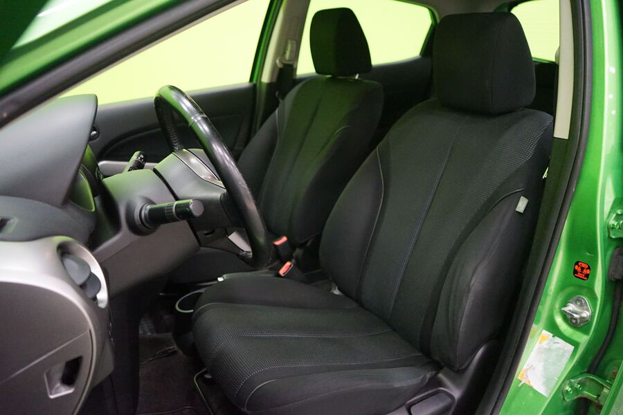 Mazda 2 vaihtoauto
