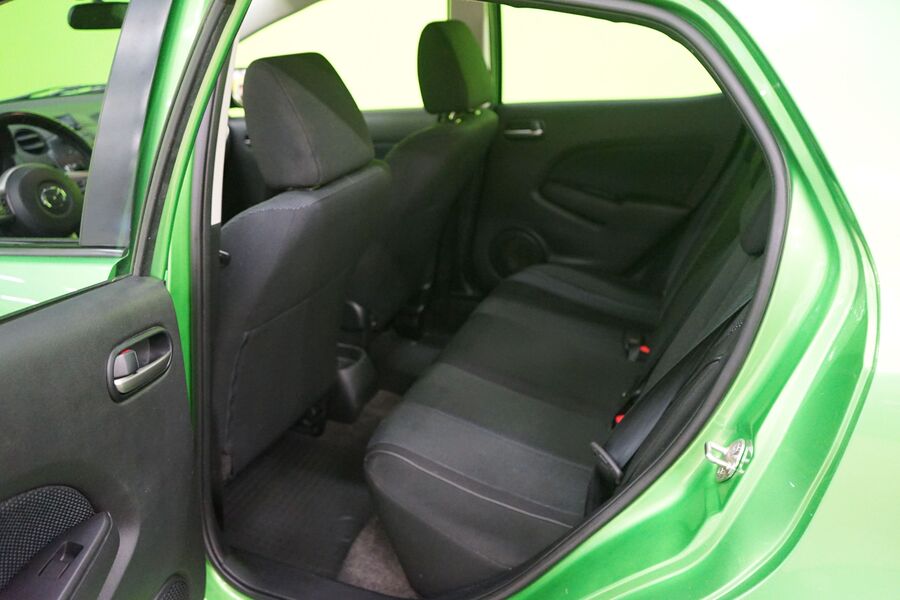 Mazda 2 vaihtoauto