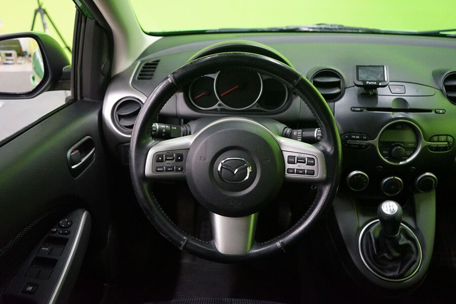 Mazda 2 vaihtoauto