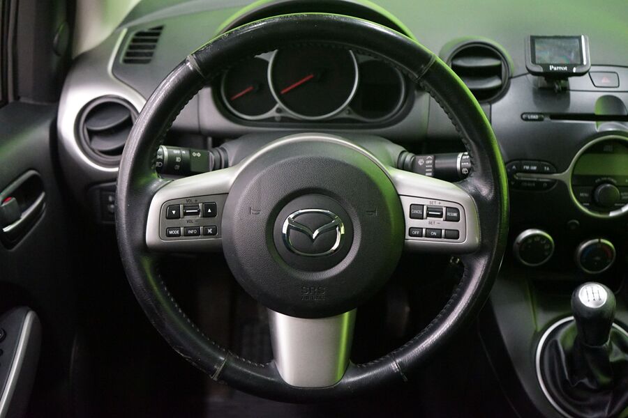 Mazda 2 vaihtoauto