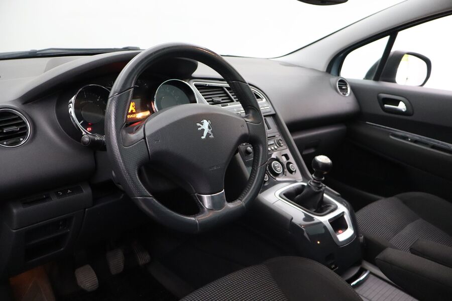 Peugeot 5008 vaihtoauto