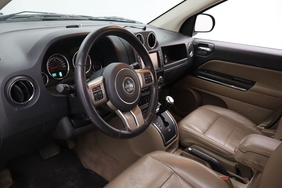 Jeep Compass vaihtoauto
