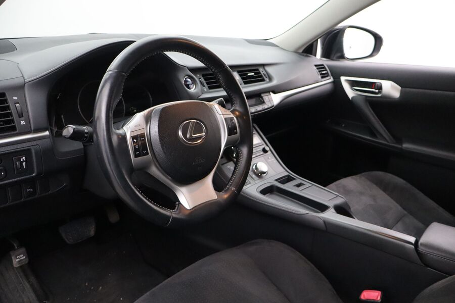Lexus CT vaihtoauto