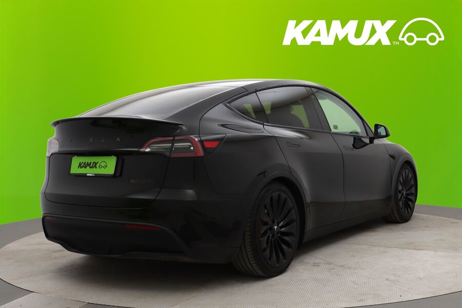 Tesla Model Y vaihtoauto