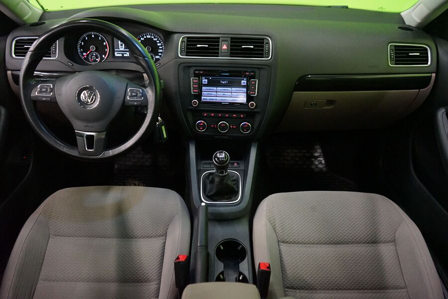 Volkswagen Jetta vaihtoauto