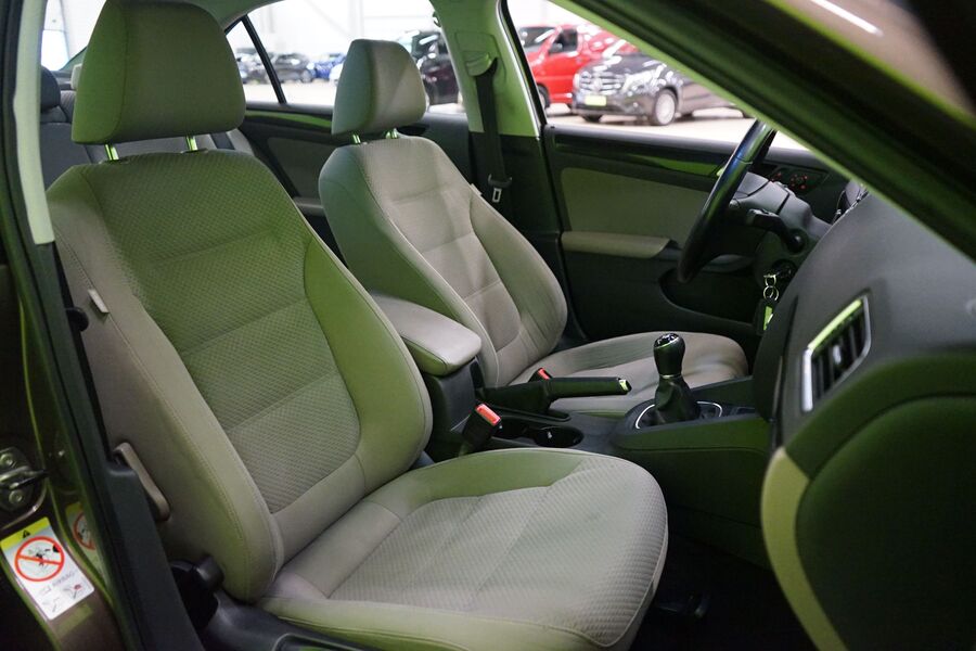 Volkswagen Jetta vaihtoauto