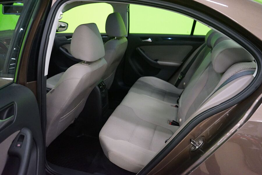 Volkswagen Jetta vaihtoauto