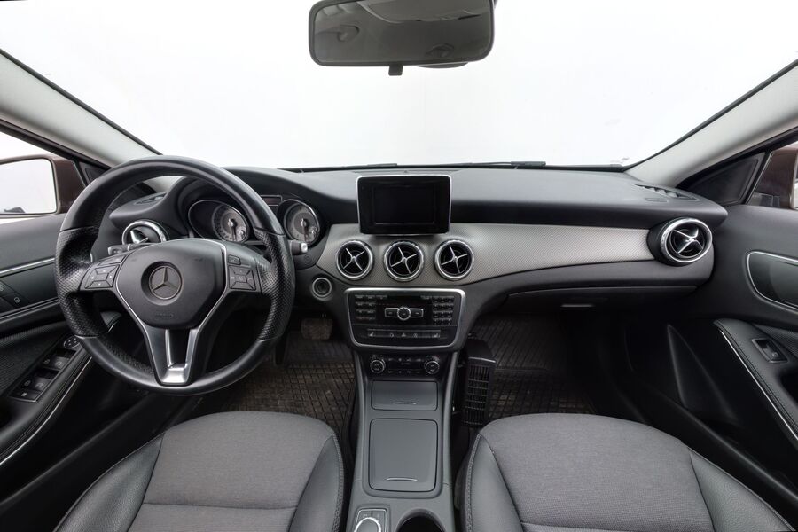 Mercedes-Benz GLA vaihtoauto