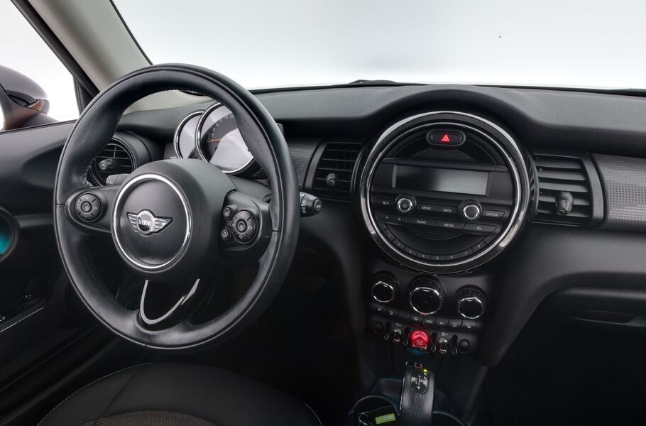 Mini Hatchback vaihtoauto