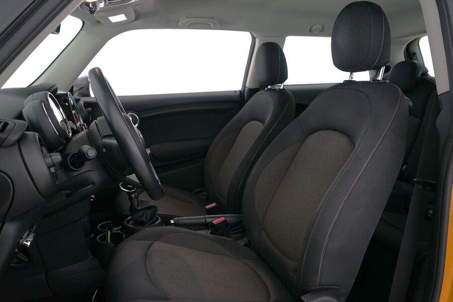 Mini Hatchback vaihtoauto