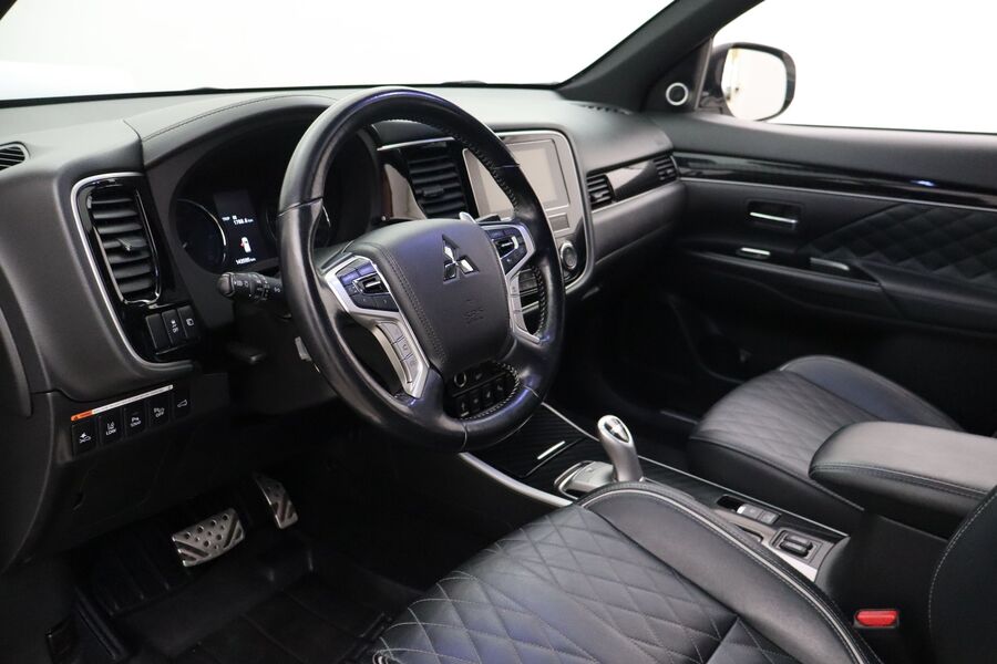 Mitsubishi Outlander vaihtoauto