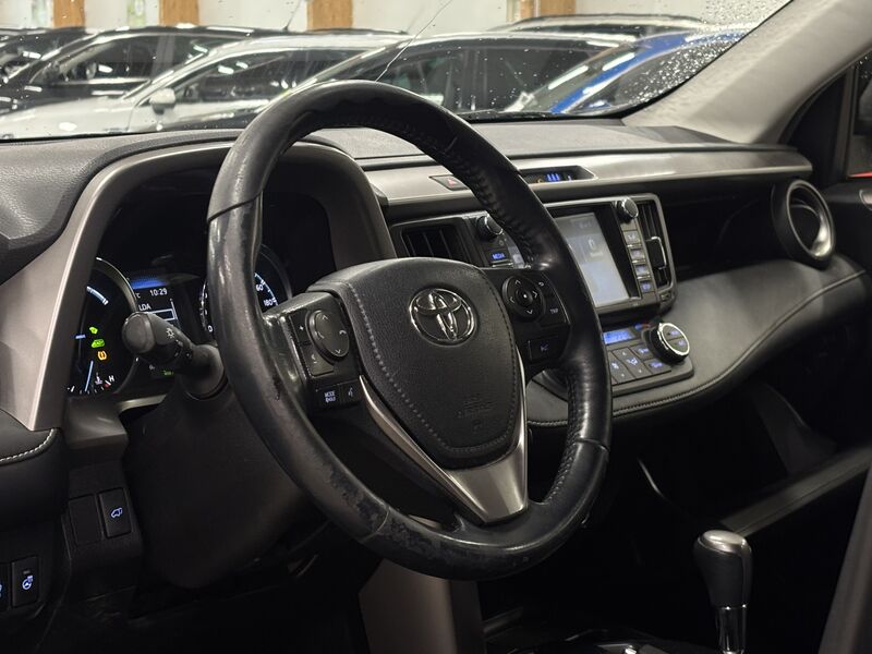 Toyota RAV4 vaihtoauto