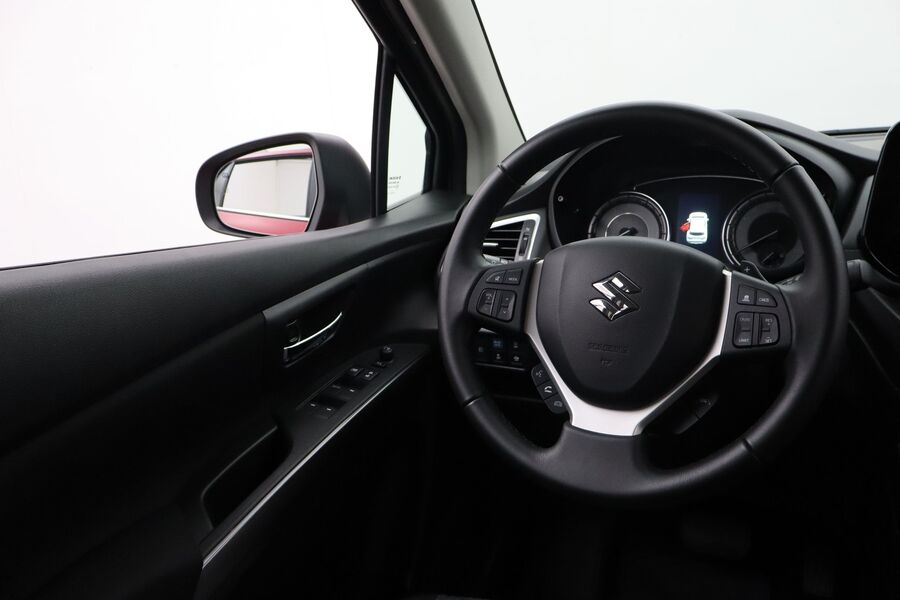 Suzuki S-Cross vaihtoauto