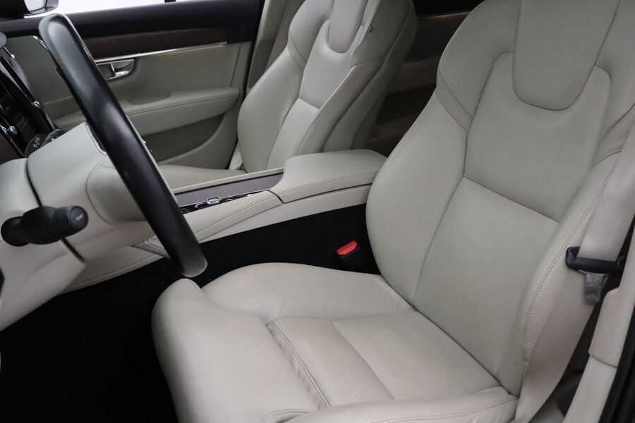 Volvo V90 Cross Country vaihtoauto