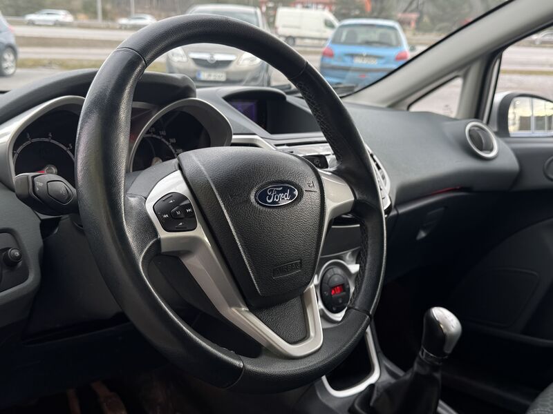 Ford Fiesta vaihtoauto