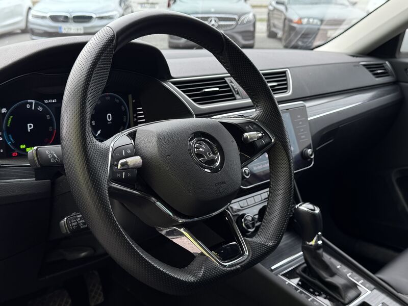 Skoda Superb vaihtoauto