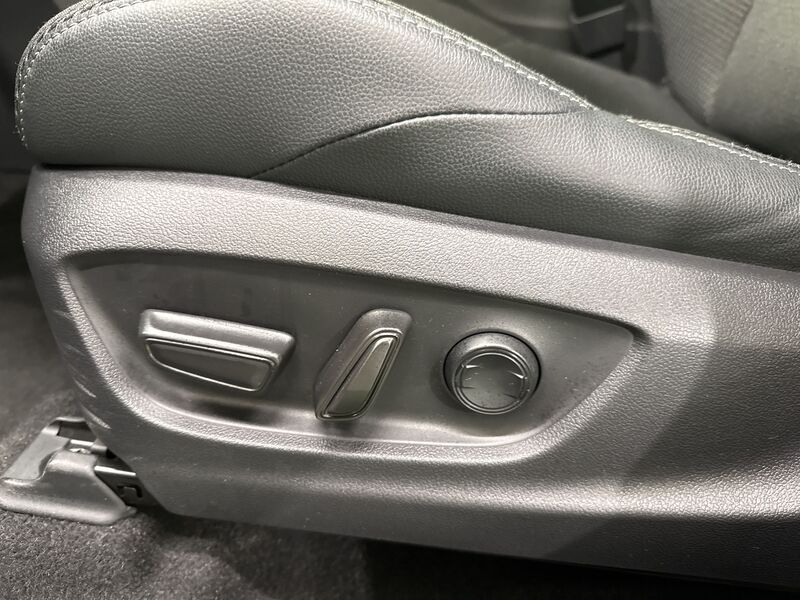 Toyota bZ4X vaihtoauto