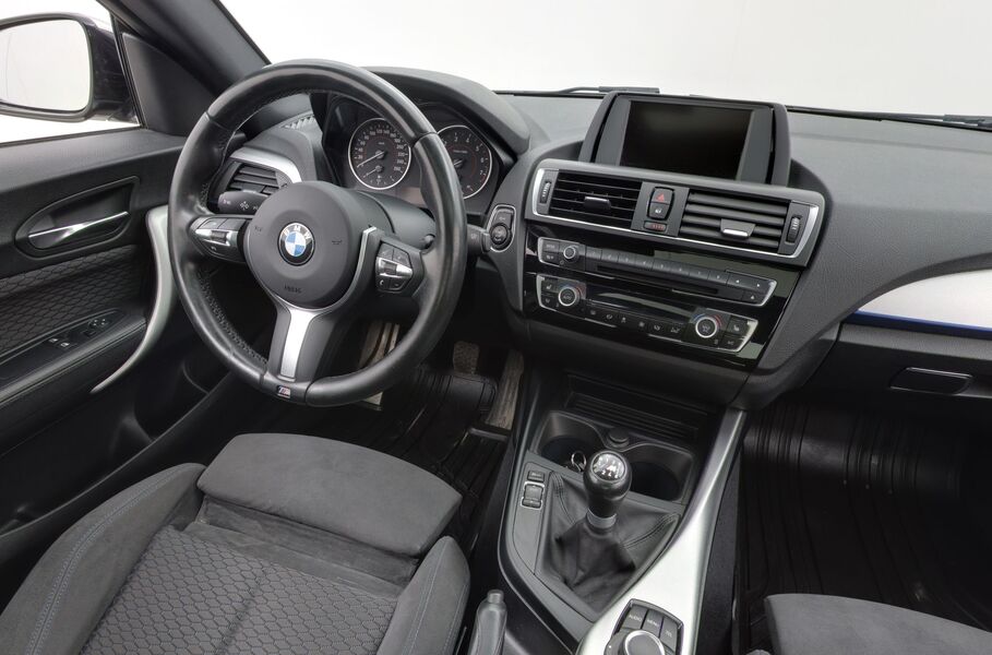 BMW M235i vaihtoauto