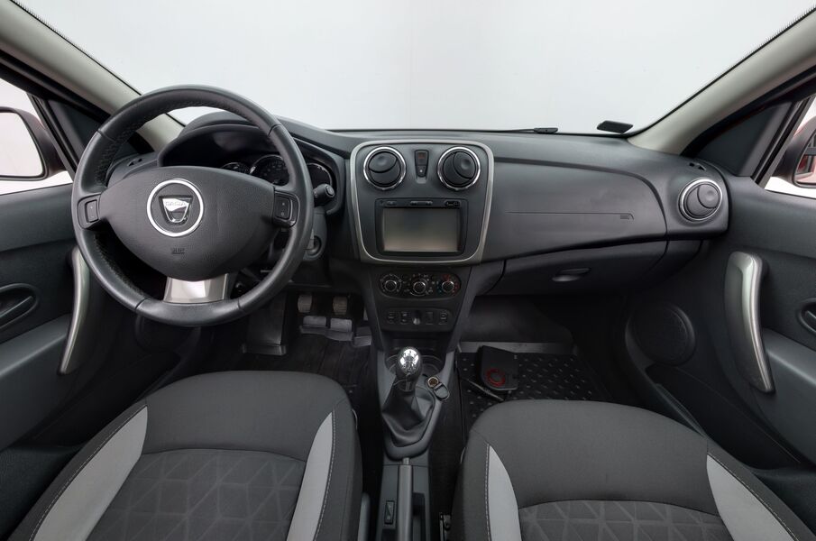 Dacia Sandero vaihtoauto