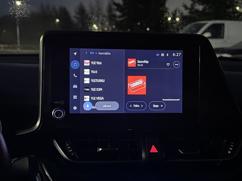 Toyota C-HR vaihtoauto