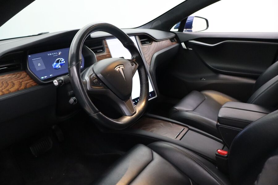 Tesla Model S vaihtoauto