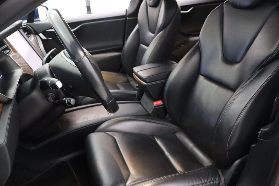 Tesla Model S vaihtoauto