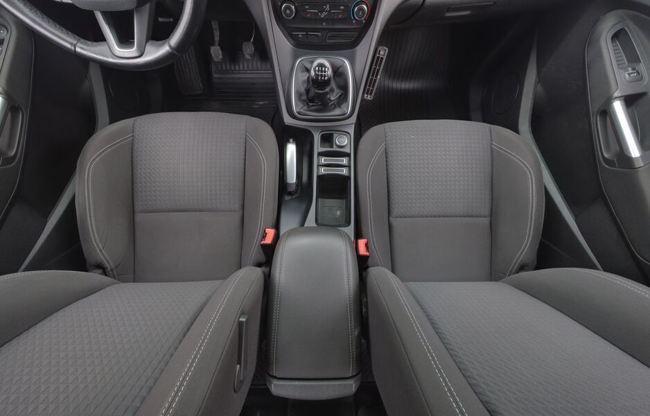 Ford C-MAX vaihtoauto