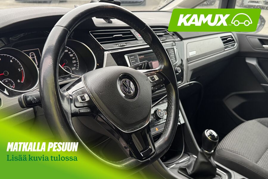 Volkswagen Touran vaihtoauto