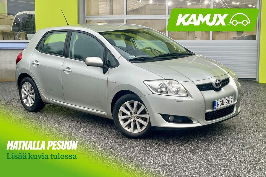 Toyota Auris vaihtoauto