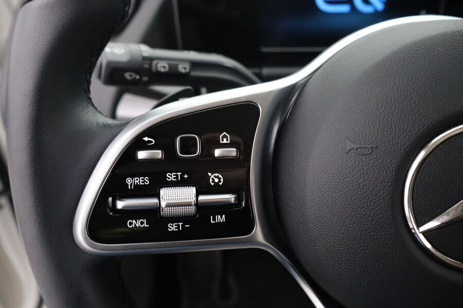 Mercedes-Benz EQA vaihtoauto