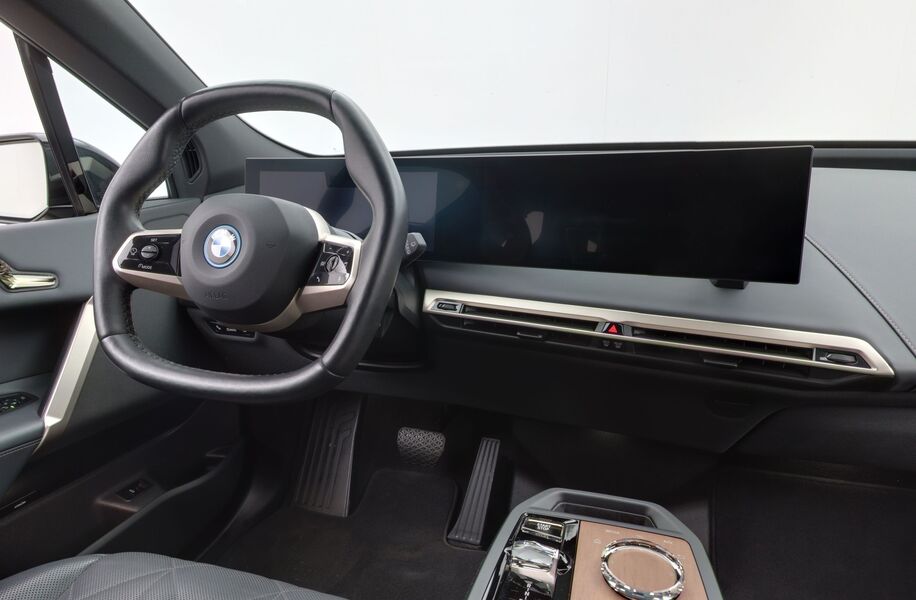 BMW iX vaihtoauto