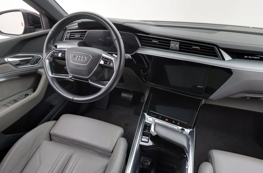 Audi e-tron vaihtoauto