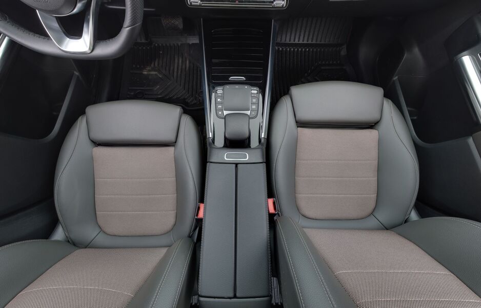 Mercedes-Benz EQA vaihtoauto