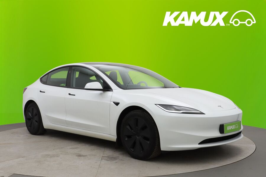 Tesla Model 3 vaihtoauto