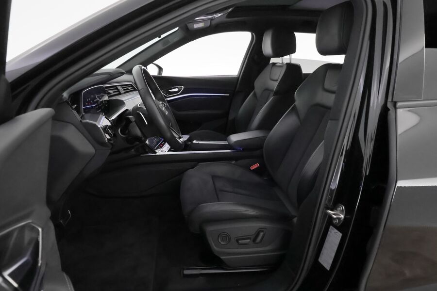 Audi Q8 e-tron vaihtoauto