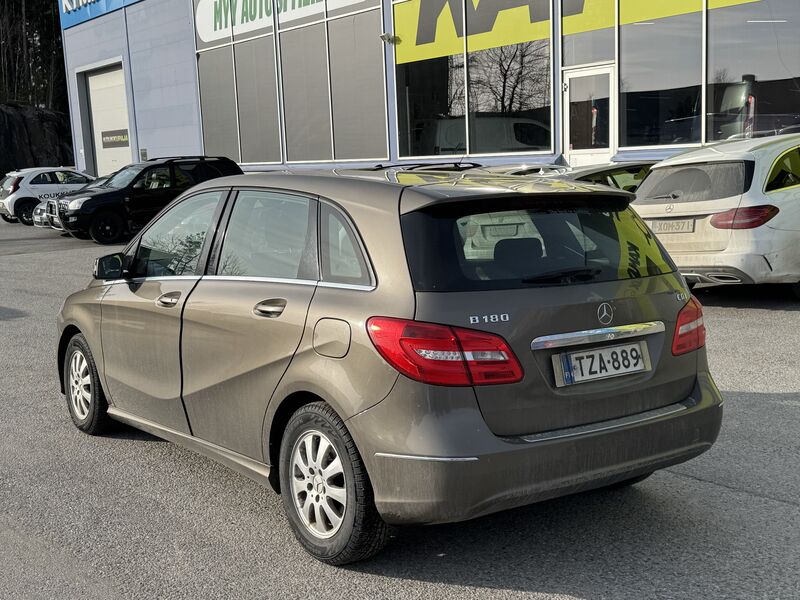 Mercedes-Benz B vaihtoauto