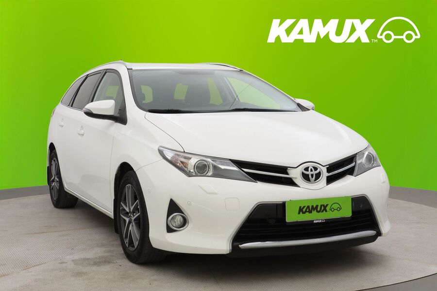 Toyota Auris vaihtoauto