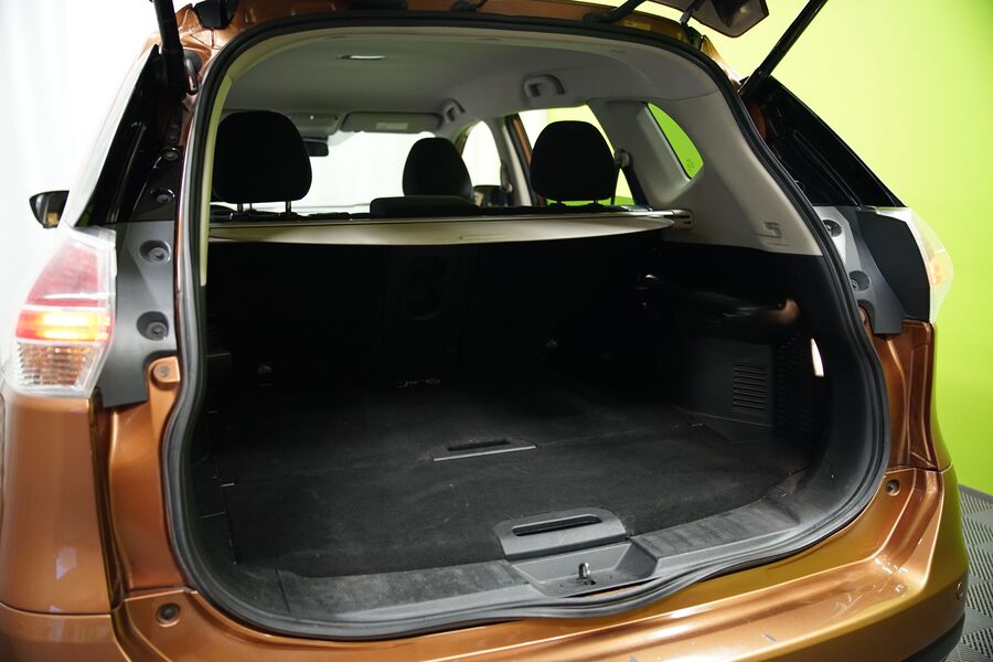 Nissan X-Trail vaihtoauto