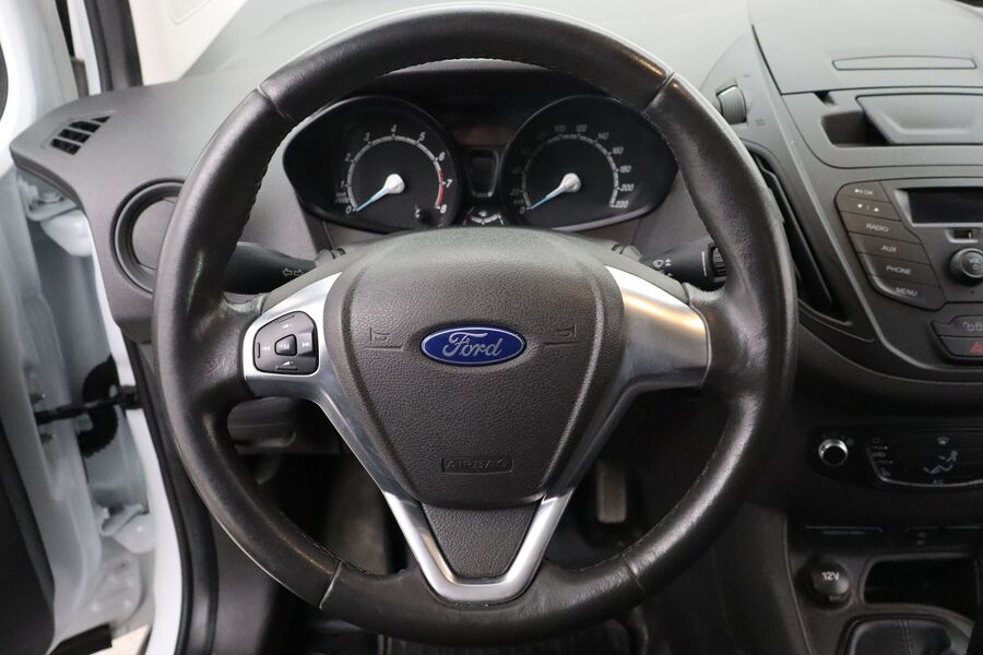 Ford Transit Courier vaihtoauto