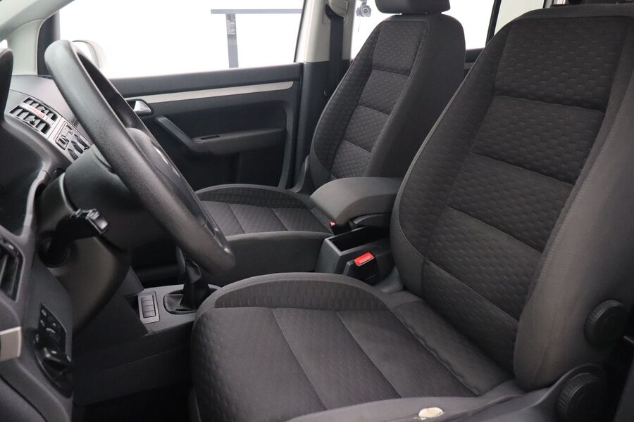 Volkswagen Touran vaihtoauto