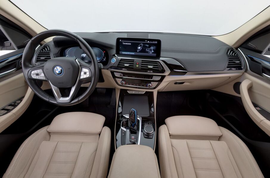 BMW iX3 vaihtoauto