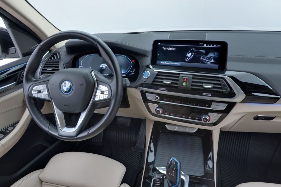 BMW iX3 vaihtoauto