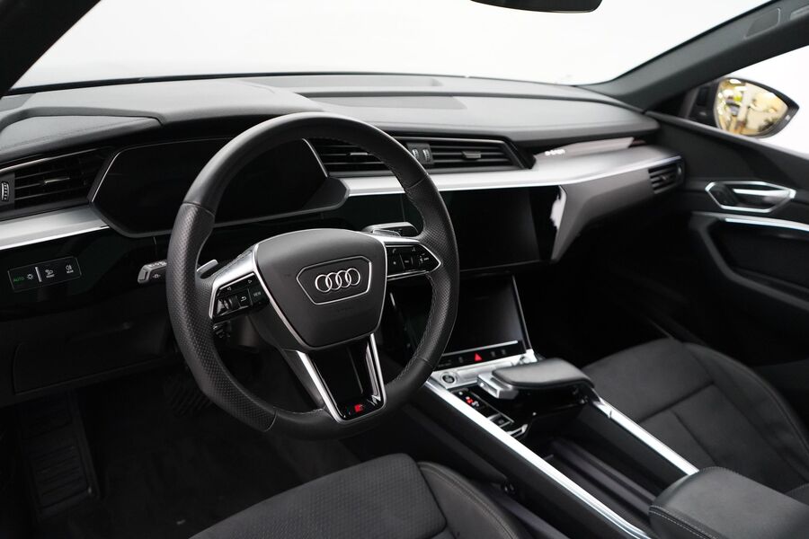 Audi e-tron vaihtoauto