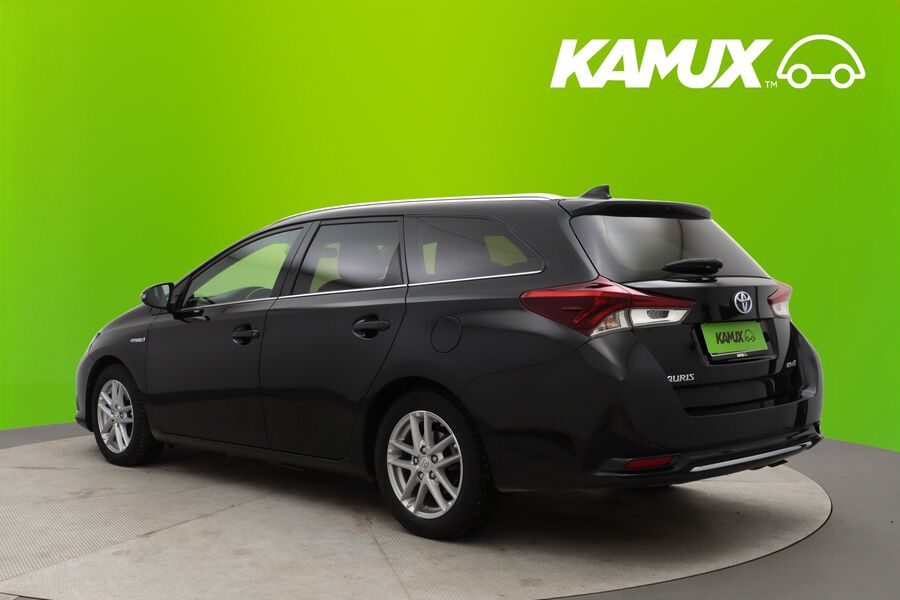 Toyota Auris vaihtoauto