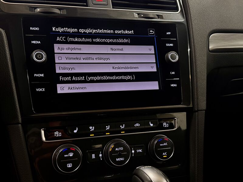 Volkswagen Golf vaihtoauto