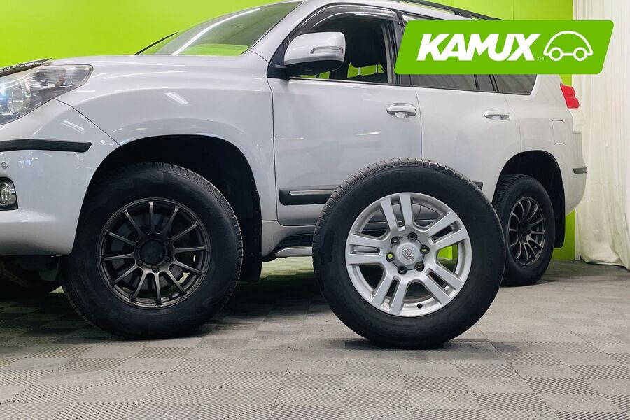 Toyota Land Cruiser vaihtoauto