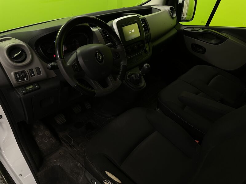 Renault Trafic vaihtoauto
