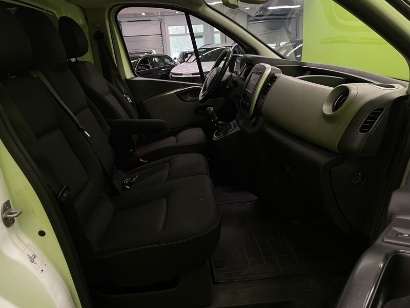 Renault Trafic vaihtoauto